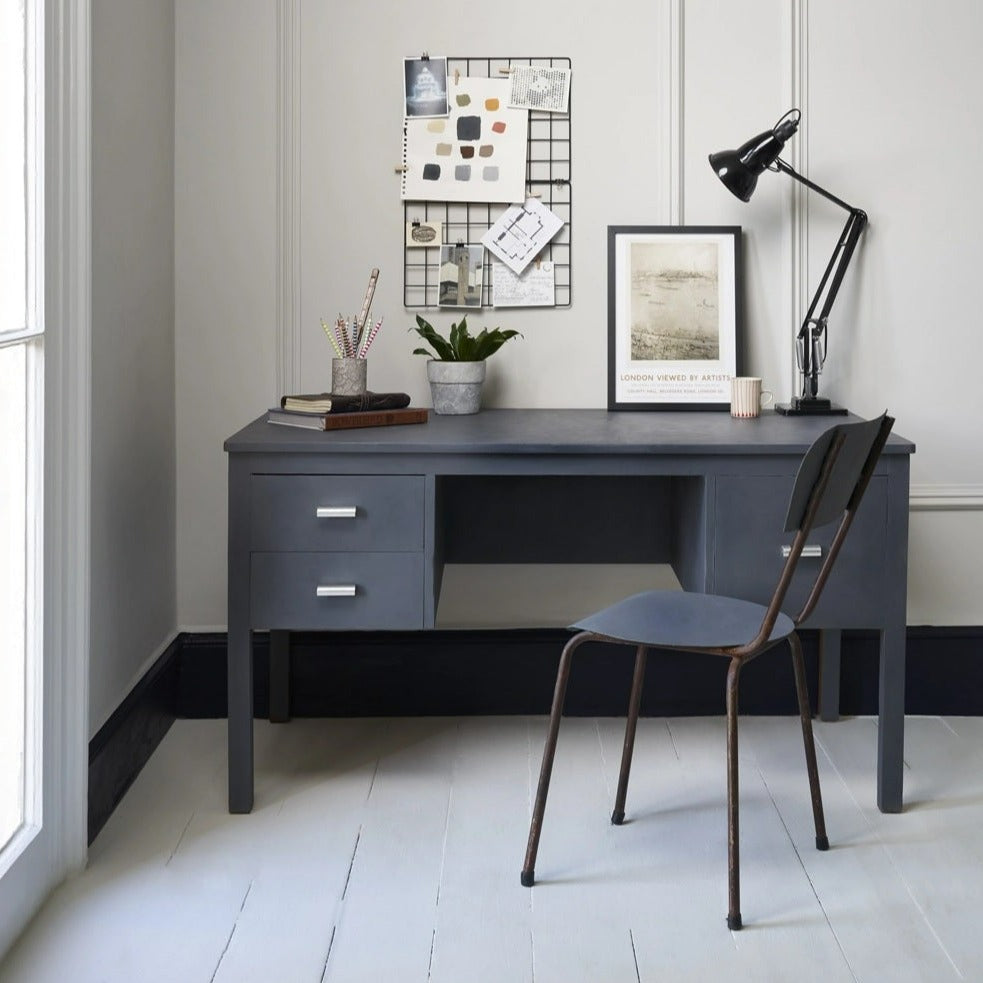 Annie Sloan Chalk Paint - Whistler Grey