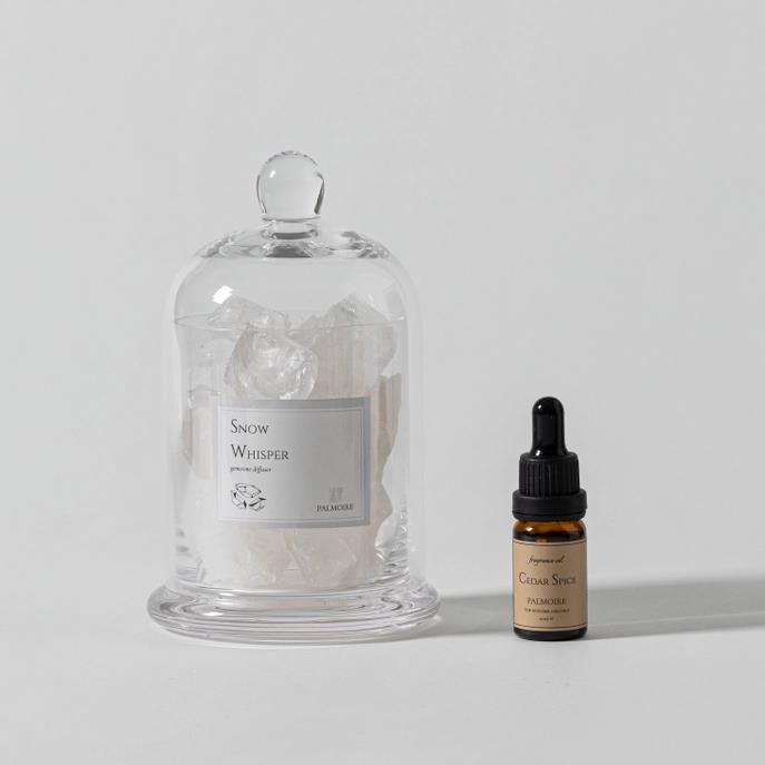 Picture of Snow Whisper Gemstone Diffuser with Snow Quartz and Ceadr Spice Fragrance Oil