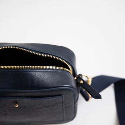 Picture of Wanderlust Collection - Camera Bag, Navy