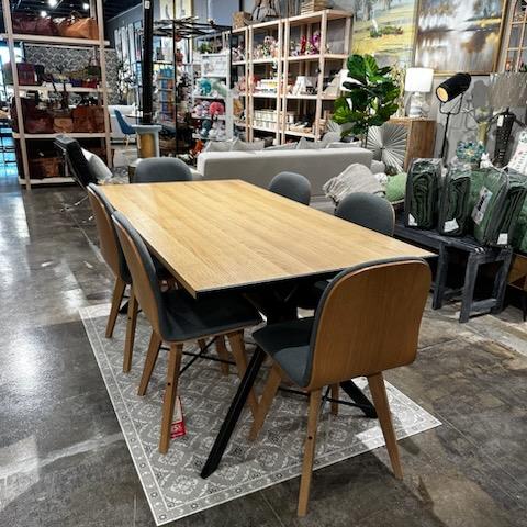 Picture of Nieve 7-piece Dining Set