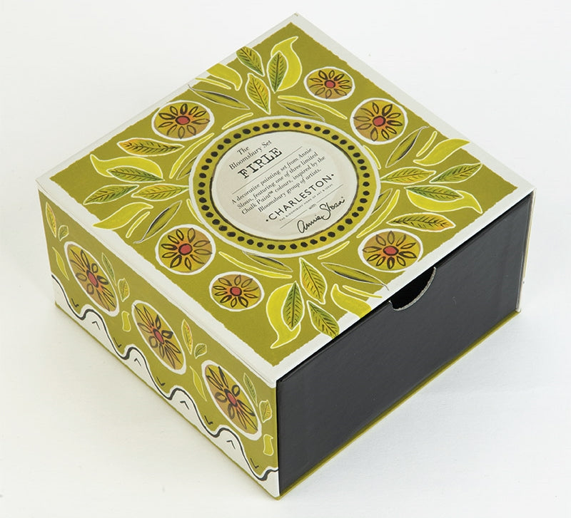 Annie Sloan with Charleston: Decorative Paint Set in Firle