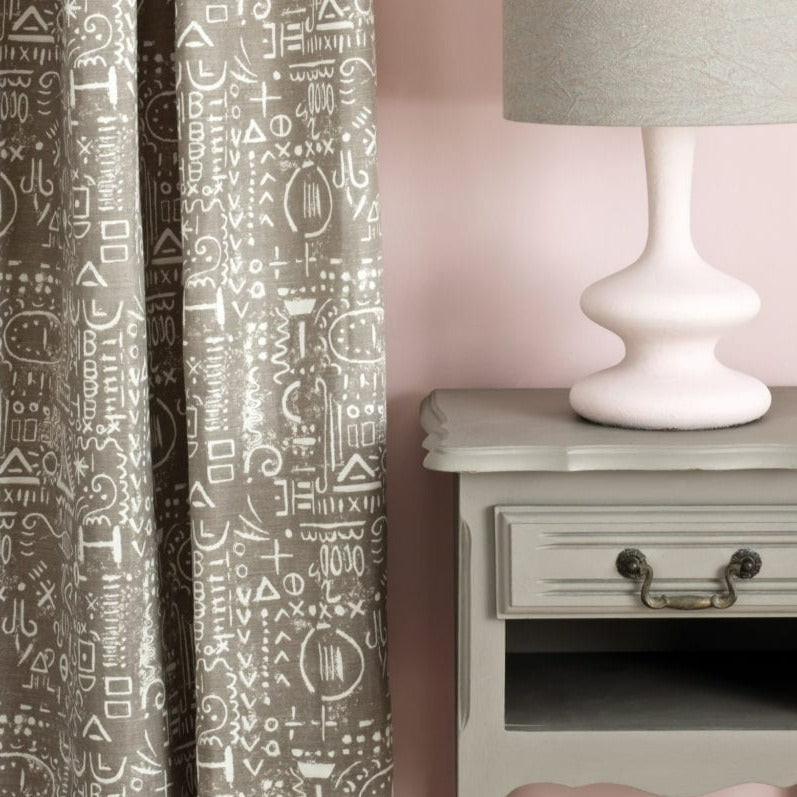 Annie Sloan Chalk Paint - French Linen