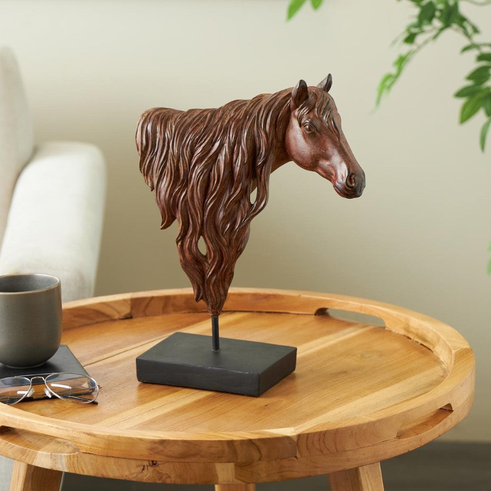 Picture of Horse Head Sculpture