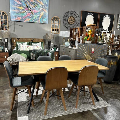 Picture of Nieve 7-piece Dining Set